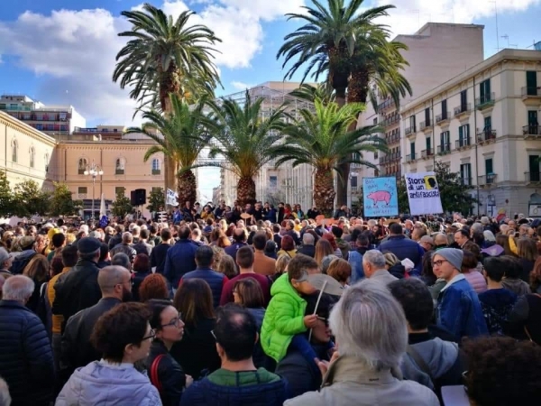 IL TOUR/ Cancellata la tappa tarantina di Salvini, le Sardine “andremo a Lecce!”