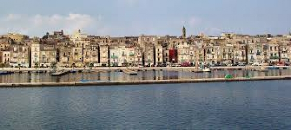 IL DIBATTITO - &quot;La città che vogliamo&quot; lancia l&#039;idea di un piano archeologico per la città vecchia e il Borgo di Taranto