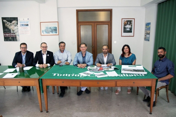 TURISMO - La &quot;Penisola del tesoro&quot; fa tappa a Massafra con il Turing club Italiano. Appuntamento domenica per toccare con mano le meraviglie delle gravine