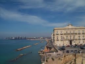 Qui Comune di Taranto/  Floriana De Gennaro &quot;mi dimetto da presidente della Commissione Attività produttive&quot;