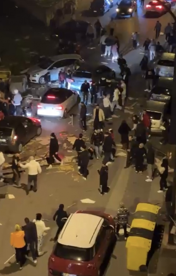 AZIONE SCELLERATA-2/ Esplosione del falò a Taranto, tre denunce. Il sindaco: “uniti per il rispetto delle regole”. Area bonificata