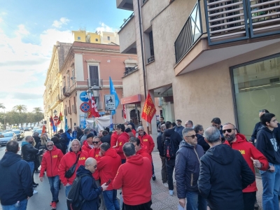 EMERGENZE/ Basta morti sul lavoro. Oggi sit-in a Taranto e proteste in tutta Italia