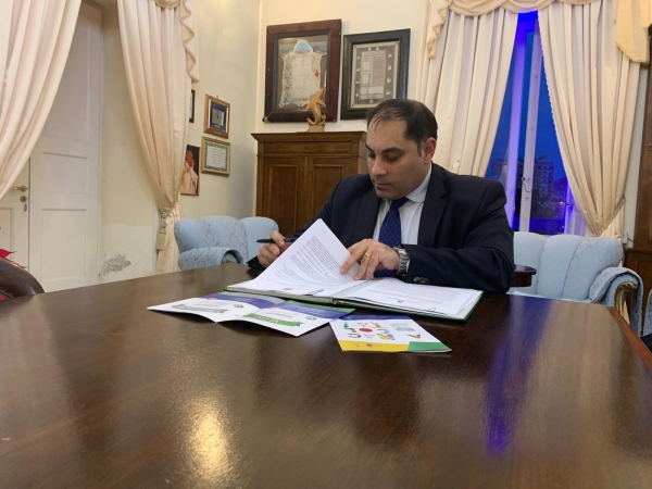 Coronavirus/Il sindaco di Taranto Rinaldo Melucci ha firmato tre ordinanze relative all&#039;emergenza.
