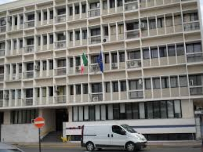 LA VERTENZA - Sanitaservice, sciopero congelato. A sorpresa incontro con il direttore generale Asl. Tra venti giorni tavolo congiunto