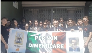 EMERGENZE/ La solidarietà degli studenti al processo per la morte sul lavoro di Giacomo Campo nell\\\&#039;ex Ilva di Taranto