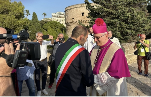 LE PAROLE DEL NUOVO ARCIVESCOVO/ Taranto terra malata, urge sforzo su lavoro e salute