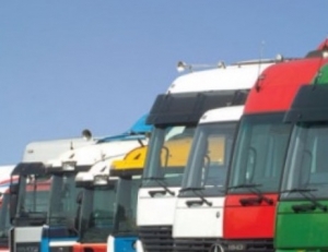 CRISI DEGLI AUTOTRASPORTATORI A TARANTO: IN GINOCCHIO ANCHE L’INDOTTO SAPIO
