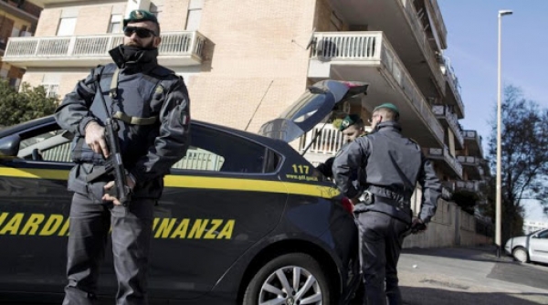 LE MANI SUGLI APPALTI / Anche il direttore dell’Arsenale militare di Taranto tra i 12 arrestati