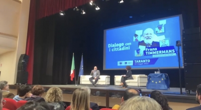 ACCIAIO PULITO/ Il sindaco di Taranto incontra Timmermans: “da lui sostegno all’accordo di programma”. Gli ambientalisti: “va chiusa l’area a caldo”