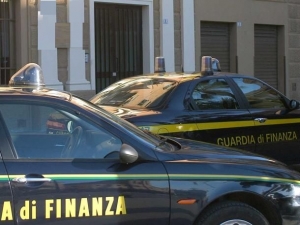 SCOPERTA AZIENDA DI CONFEZIONI DI ABBIGLIAMENTO.  ACCERTATA UN’EVASIONE FISCALE DI OLTRE 1 MILIONE E 600 MILA EURO