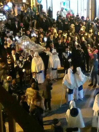 SETTIMANA SANTA TARANTINA/ Aggiudicati i simboli delle processioni: scende l&#039;offerta per l&#039;Addolorata, sale quella per Gesù Morto