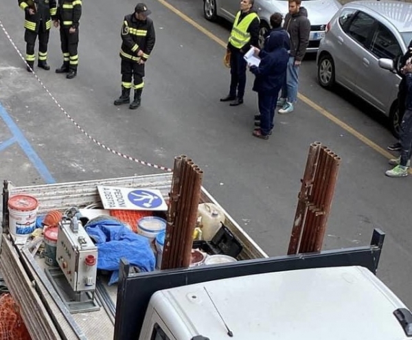 MORTE SUL LAVORO/ Incidente in un cantiere a Monopoli: due operai perdono la vita