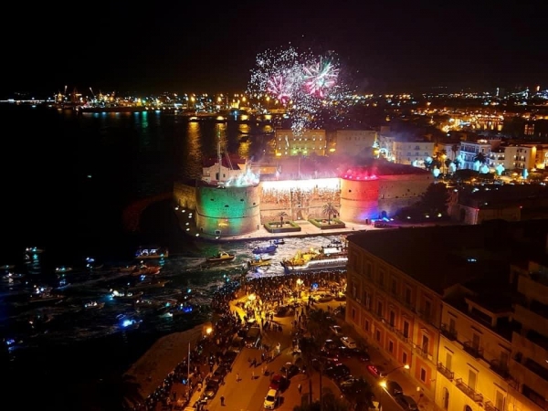 SAN CATALDO/ Via ai festeggiamenti, questa sera la processione a mare