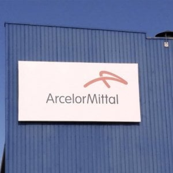 ACCOLTO IL RICORSO/ Il giudice del lavoro condanna Arcelor Mittal a riesaminare le posizioni dei 1700 lavoratori ex Ilva posti in esubero