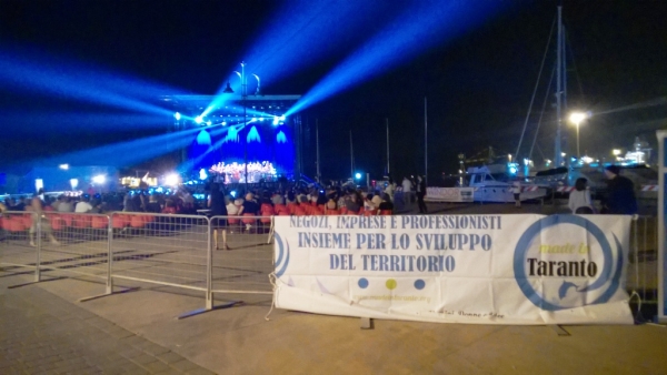 TARANTO/ Il concerto delle aziende tarantine al Molo S. Eligio, senza un euro di contributo pubblico
