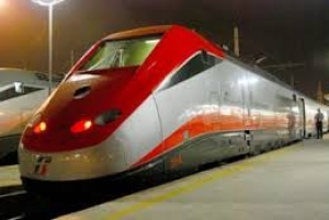 FRECCIAROSSA FINO A LECCE: ORA DA TARANTO COLLEGAMENTI RAPIDI PER BARI E VICEVERSA. Lo chiede la Cisl territoriale
