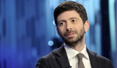 IL RICHIAMO/ I Genitori Tarantini “Ministro Speranza invece di difendere la produzione si preoccupi della salute dei tarantini”