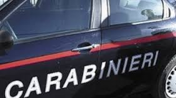 Taranto – Arrestati dai Carabinieri  i tre presunti autori (padre e due figli) del tentato omicidio al Mercato coperto del Rione Tamburi di ieri mattina.