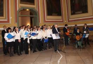 A Taranto il coro Cantate Domino col maestro Massimo Sabbatucci, composto da circa 20 elementi. di Vito Piepoli