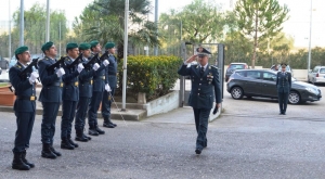 TARANTO - IL COMANDANTE REGIONALE E GENERALE DI DIVISIONE WALTER MANZON HA VISITATO IL COMANDO PROVINCIALE DELLE FIAMME GIALLE