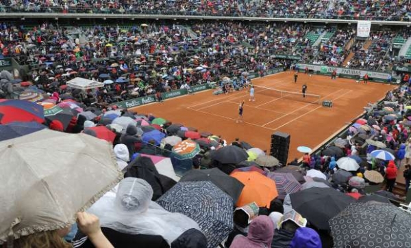 Sei lezioni di tennis gratuite al C.T. Taranto. Si comincia lunedì