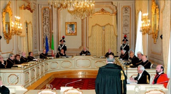 INDUSTRIA - La Regione Puglia impugna il decimo decreto &quot;Salva Ilva&quot; davanti alla Corte costituzionale