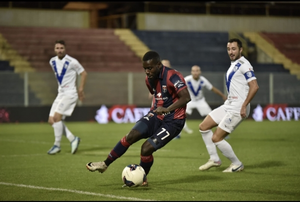 CALCIO/ Il derby della Befana porta al Taranto tre punti contro il Foggia