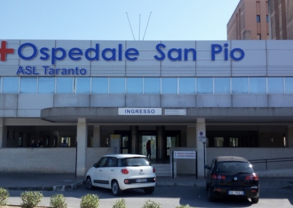 LA PROTESTA DEI SINDACI/ Slitta la riapertura dell’Ospedale di Castellaneta