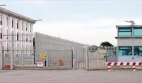 SCOPERTI/ Sequestrati a Taranto drone e telefono usati per portare la droga in carcere