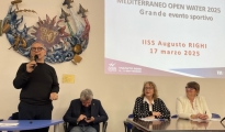 SCUOLA E SPORT/ Mediterraneo Open Water tra i banchi fa tappa  al Maria di Taranto
