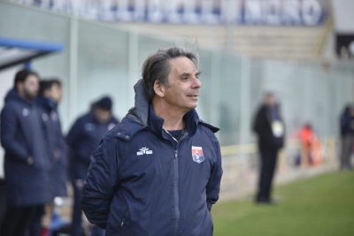 CALCIO/ Un bel Taranto tiene testa al Benevento ma alla fine è 2-2