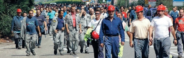 SCIOPERO NAZIONALE/Oltre mille lavoratori in arrivo da Taranto a Roma per partecipare alla manifestazione #FUTUROALLAVORO