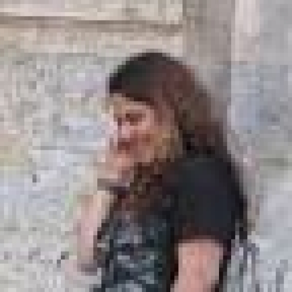 SI INDAGA SUL FEMMINICIDIO DI STATTE. MOLTI I PUNTI DA CHIARIRE sulla morte della giovane colpita da due colpi di pistola del fidanzato-convivente. Troppe le armi da fuoco in circolazione illegali.