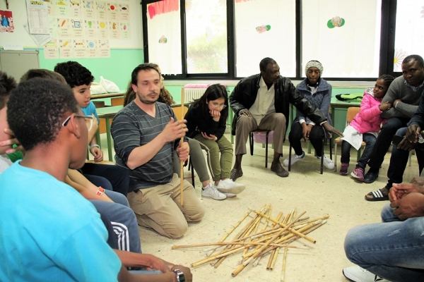 PALAGIANO / “La biblioteca vivente e cittadini del mondo”, un progetto del centro Sprar Koinè per educare i bambini a superare le differenze