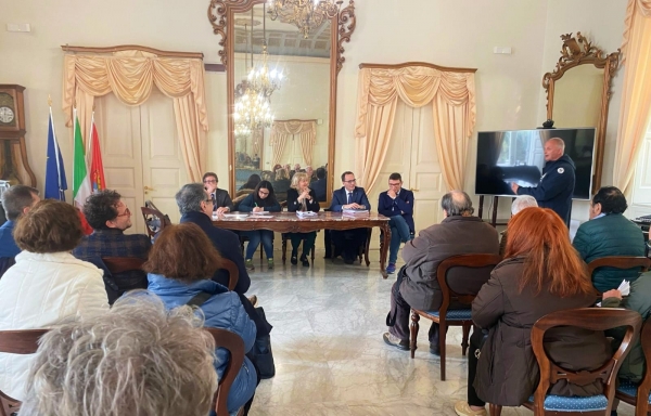 DISSALATORE A TARANTO/ La commissaria Perrotta riunisce Associazioni e Aqp: le posizioni restano distanti