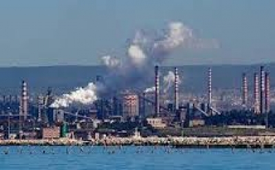 TARANTO - Incontro istituzionale in REGIONE PUGLIA sull&#039;andamento delle opere portuali.Presentato il nuovo sito internet: “futureport”