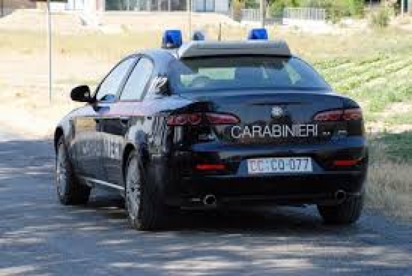 SAVA - Tragedia familiare: carabiniere, dopo un litigio, uccide sorella, cognato e padre e poi tenta il suicidio