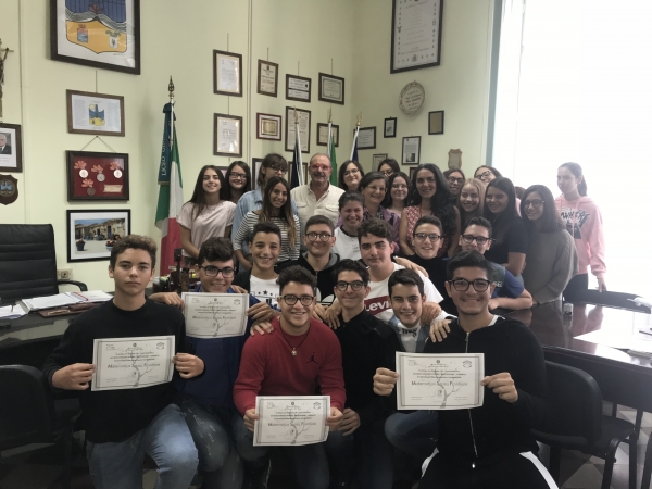 SCUOLA/ Il Liceo &quot;Aristosseno&quot; al primo posto nella Competizione interregionale “Matematica Senza Frontiere”