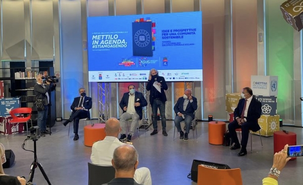 VISIONI/ A Taranto il  “Festival dello Sviluppo Sostenibile”, Melucci: «Il cambiamento è la strada per il futuro»