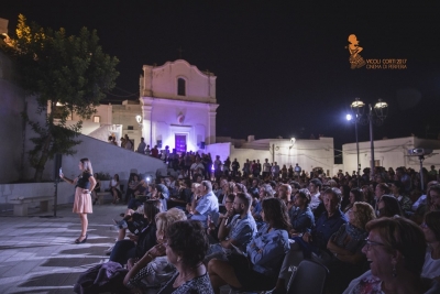 MASSAFRA / Si svolgerà  dal 21 al 25 la 14a edizione di Vicoli Corti, il festival organizzato dall&#039;associazione Il Serraglio. Ecco i film e gli ospiti di quest’anno