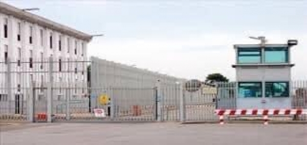 CARCERE DI TARANTO/ “Condizioni di lavoro massacranti”,  gli agenti proclamano lo sciopero della fame