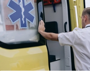 PUGLIA NELLA MORSA DEL CALDO/ Donne muore per un colpo di calore: in ospedale non c’era il ghiaccio