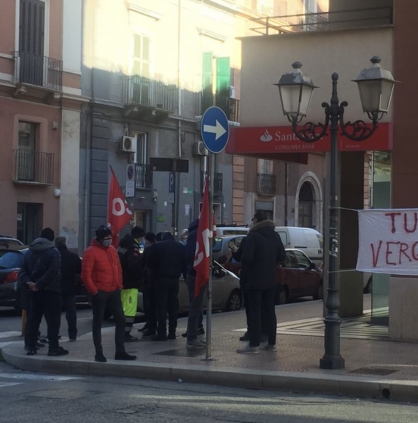 EMERGENZE/ Da domani il licenziamento dei 130 ex Isola Verde, il prefetto di Taranto convoca un vertice