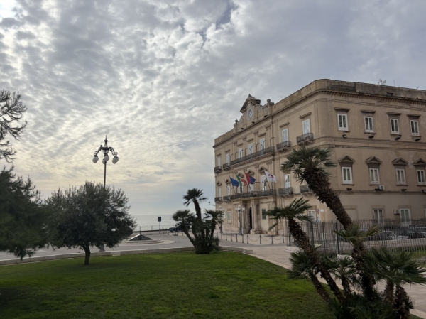 TERREMOTO AL COMUNE DI TARANTO/ Depositate le firme, Consiglio verso lo scioglimento