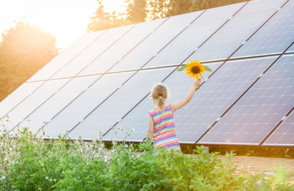 FONDAZIONE CON IL SUD/ Bando da 1,5 mln per comunità energetiche e sociali