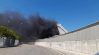 NUOVO ALLARME/ Le fiamme tornano a divampare nella curva sud dello Stadio Iacovone di Taranto