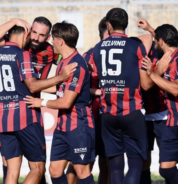 CALCIO/ Il Taranto vince 0-2 a Maglie e si prepara al ritorno allo Iacovone.  Mister Tiozzo: "Ho visto progressi da parte dei ragazzi. Non vediamo l' ora di giocare allo Iacovone"