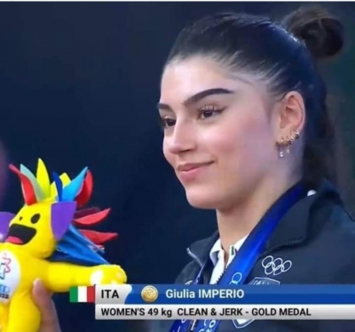MAGNIFICA/ Doppio Oro nel sollevamento pesi per Giulia Imperio ai Giochi del Mediterraneo, Monteparano in festa