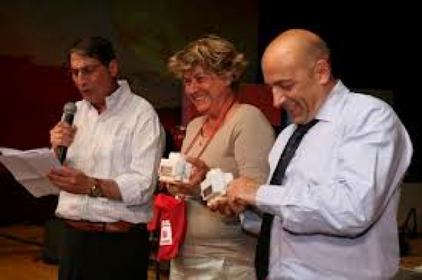 Walter Schiavella, segretario generale della Fillea Cgil: 700 mila posti di lavoro persi in 4 anni e mezzo, dimezzato il fatturato, ridotto di oltre il 40% gli appalti pubblici”. Fotografia del settore edile