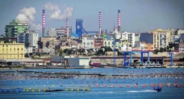 GRANDI MANOVRE/ La vendita dell&#039;ex Ilva alla volata finale: domani alle 24 chiusura delle offerte di acquisto